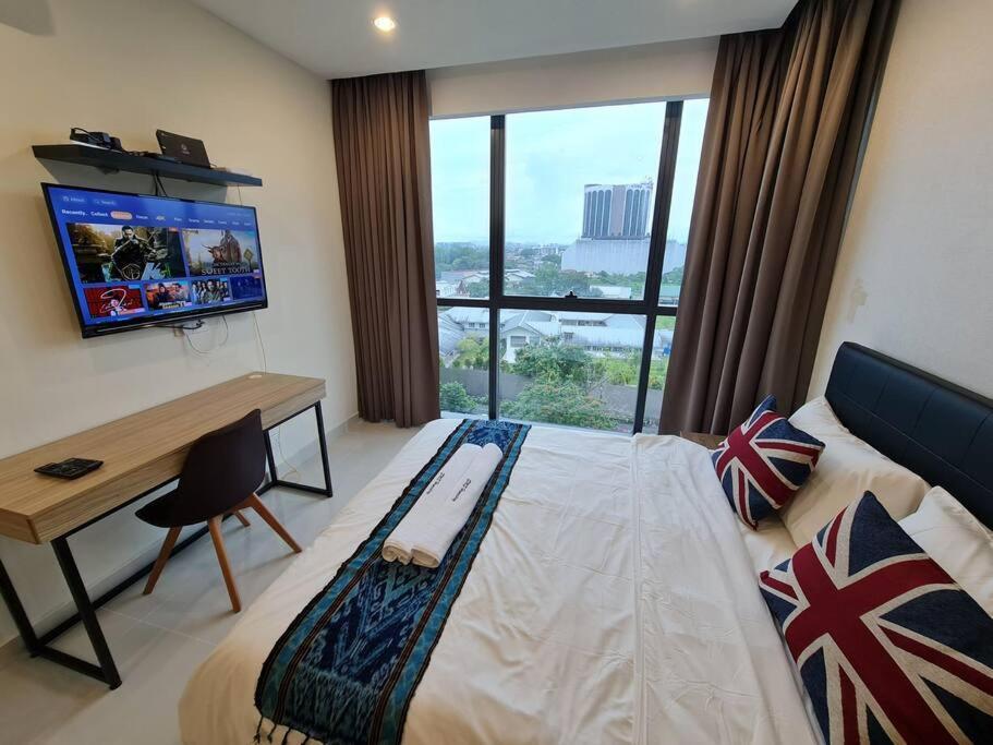 Lovely Kozi Square Studio Bedroom With Pool Lv5D Kuching Exterior foto